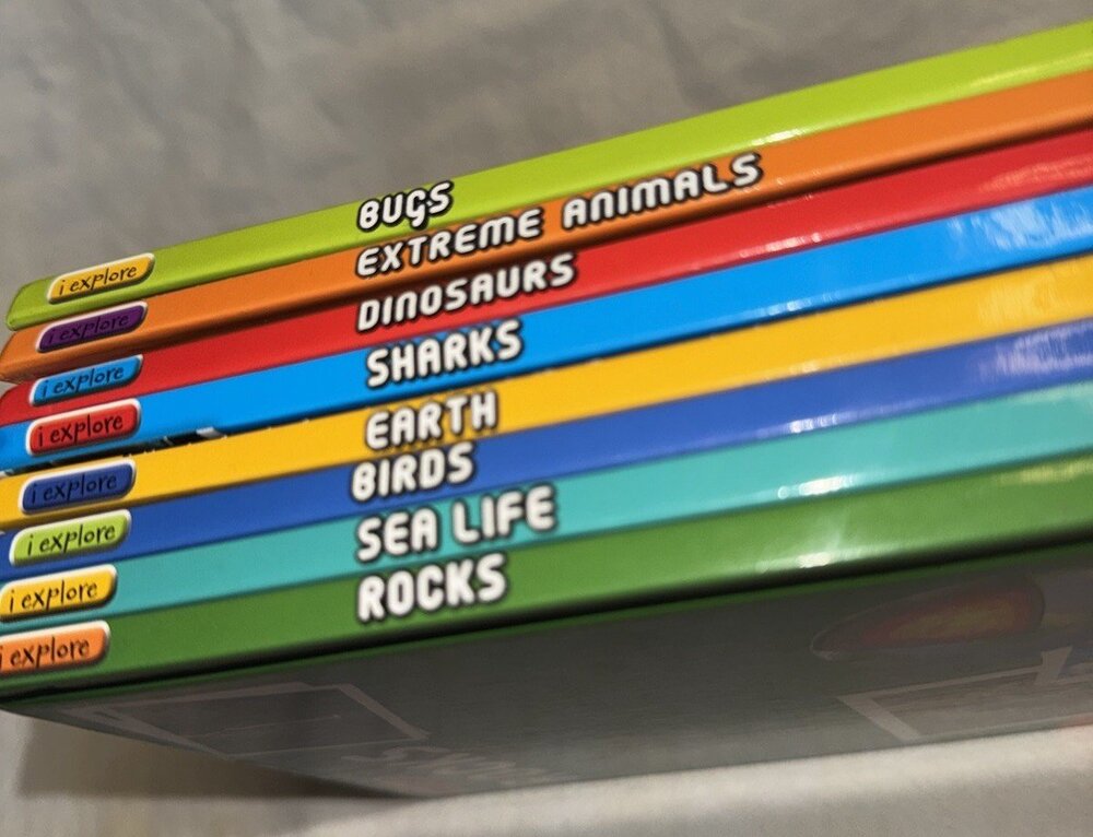 iExplore 3D Book Set Bugs Dinosaurs Sharks Birds Sea Life Earth Rocks + Glasses